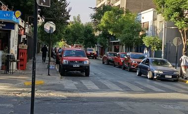 Se vende depto 2D, Serrano 611, Santa Isabel, Santiago