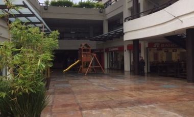 LOCAL COMERCIAL U OFICINA EN RENTA , 30 M2, EN CENTRO COMERCIAL SOBRE AVDA. TOLUCA
