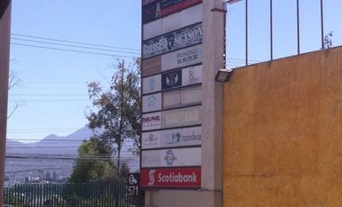 LOCAL COMERCIAL U OFICINA EN RENTA , 30 M2, EN CENTRO COMERCIAL SOBRE AVDA. TOLUCA