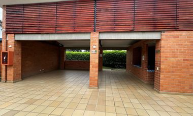 VENTA DE CAS EN CONDOMINIO EL PINO, JAMUNDI (VALLE)