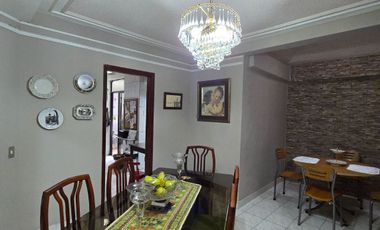 ¡Vendo Casa en Urdesa Central Sector Colegio Santo Domingo de Guzmán!