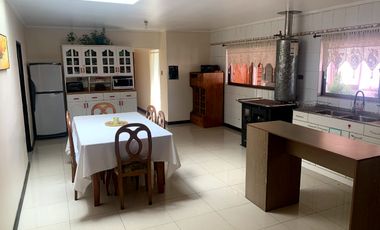 SE VENDE CASA CAMINO ANTUCO