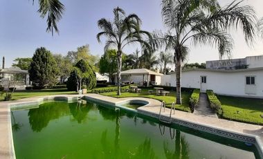 QUINTA EN VENTA EN CADEREYTA JIMENEZ NUEVO LEON, ZONA FRACC PRIVADO REAL DE PALMAS, TERR 2300 m2, A 10 MINUTOS DE AV ELOY CAVAZOS Y C JUAREZ SAN MATEO