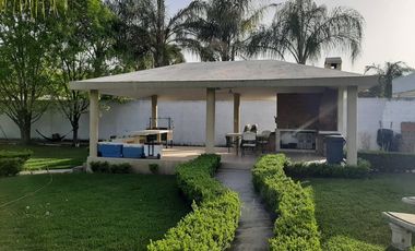 QUINTA EN VENTA EN CADEREYTA JIMENEZ NUEVO LEON, ZONA FRACC PRIVADO REAL DE PALMAS, TERR 2300 m2, A 10 MINUTOS DE AV ELOY CAVAZOS Y C JUAREZ SAN MATEO