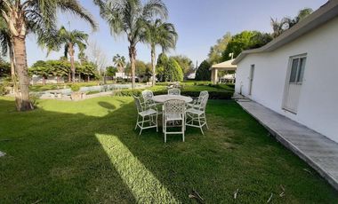 QUINTA EN VENTA EN CADEREYTA JIMENEZ NUEVO LEON, ZONA FRACC PRIVADO REAL DE PALMAS, TERR 2300 m2, A 10 MINUTOS DE AV ELOY CAVAZOS Y C JUAREZ SAN MATEO
