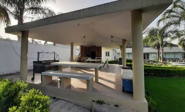 QUINTA EN VENTA EN CADEREYTA JIMENEZ NUEVO LEON, ZONA FRACC PRIVADO REAL DE PALMAS, TERR 2300 m2, A 10 MINUTOS DE AV ELOY CAVAZOS Y C JUAREZ SAN MATEO