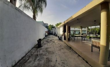 QUINTA EN VENTA EN CADEREYTA JIMENEZ NUEVO LEON, ZONA FRACC PRIVADO REAL DE PALMAS, TERR 2300 m2, A 10 MINUTOS DE AV ELOY CAVAZOS Y C JUAREZ SAN MATEO