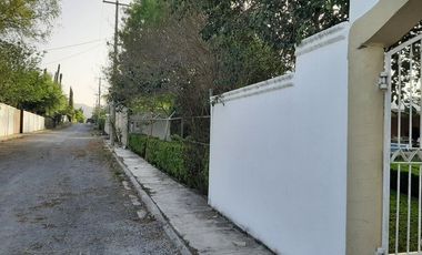QUINTA EN VENTA EN CADEREYTA JIMENEZ NUEVO LEON, ZONA FRACC PRIVADO REAL DE PALMAS, TERR 2300 m2, A 10 MINUTOS DE AV ELOY CAVAZOS Y C JUAREZ SAN MATEO