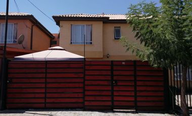 EXCELENTE PROPIEDAD AMPLIADA EN CONDOMINIO RUCALHUE SAN BERNARDO