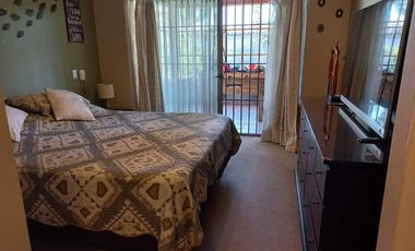 Se vende casa , 200 M2 , en condominio Laguna del Sol, Padre Hurtado
