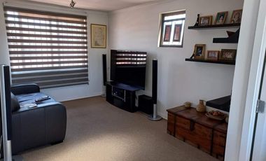 Se vende casa , 200 M2 , en condominio Laguna del Sol, Padre Hurtado