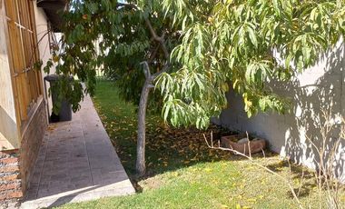 Se vende casa , 200 M2 , en condominio Laguna del Sol, Padre Hurtado