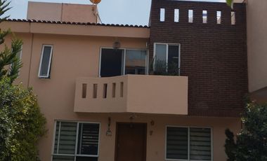 Hermosa casa en Lomas Granjas de Guadalupe junto a Bosques del Lago