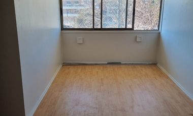 SE VENDE DEPARTAMENTO FRENTE PLAZA PINTO