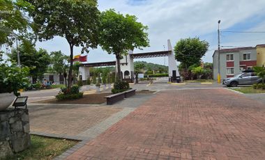 Vendo Casa de 4 Dormitorios c/u con Baño en Villa del Rey - Rey Carlos