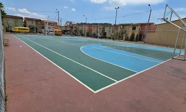 Vendo Casa de 4 Dormitorios c/u con Baño en Villa del Rey - Rey Carlos