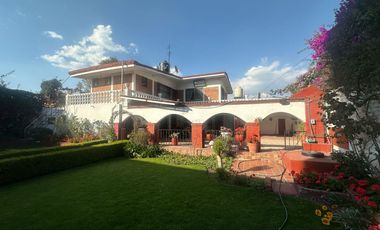 VENTA HERMOSA CASA EN XOCHIMILCO, STA CRUZ ALCALPIXCA, CDMX