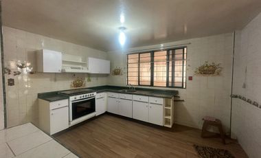 VENTA HERMOSA CASA EN XOCHIMILCO, STA CRUZ ALCALPIXCA, CDMX