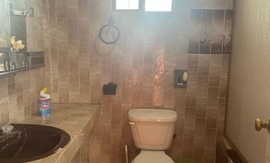 VENTA HERMOSA CASA EN XOCHIMILCO, STA CRUZ ALCALPIXCA, CDMX