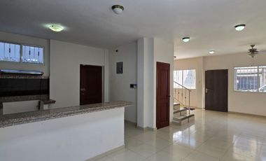 Vendo Moderna Casa en Ciudadela Guayacanes 2 Plantas en Sector Cerrado