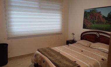 Departamento amoblado de alquiler en Los Ceibos, 3 dormitorios, ascensor.