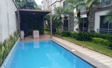 Departamento amoblado de alquiler en Los Ceibos, 3 dormitorios, ascensor.