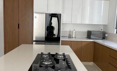EN VENTA EXCLUSIVA RESIDENCIA CON ALBERCA PRIVADA EN PLAYA DEL CARMEN A 7 MINUTOS DE LA HERMOSA PLAYA XPU-HA