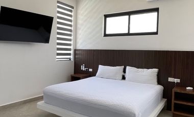 EN VENTA EXCLUSIVA RESIDENCIA CON ALBERCA PRIVADA EN PLAYA DEL CARMEN A 7 MINUTOS DE LA HERMOSA PLAYA XPU-HA
