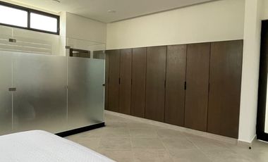 EN VENTA EXCLUSIVA RESIDENCIA CON ALBERCA PRIVADA EN PLAYA DEL CARMEN A 7 MINUTOS DE LA HERMOSA PLAYA XPU-HA