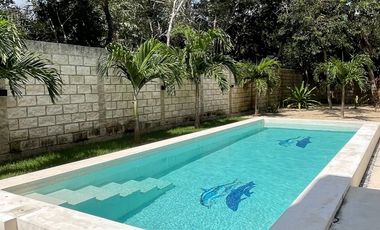 EN VENTA EXCLUSIVA RESIDENCIA CON ALBERCA PRIVADA EN PLAYA DEL CARMEN A 7 MINUTOS DE LA HERMOSA PLAYA XPU-HA