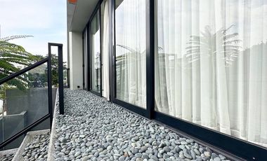 Dijual Unit Rumah Siap Huni Full Furnished Dengan Kolam Renang Pribadi Di Cipinang Jakarta Timur Dekat Ke Rawamangun [AR169]