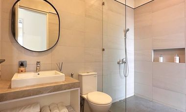 Dijual Unit Rumah Siap Huni Full Furnished Dengan Kolam Renang Pribadi Di Cipinang Jakarta Timur Dekat Ke Rawamangun [AR169]