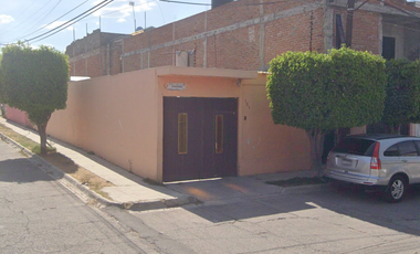 VENTA DE CASA EN ASTEROIDES, CD. DEL SOL, LA PIEDAD, MICHOACAN