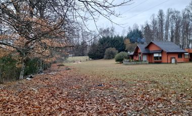 Amplia casa en parcela cercana a Villarrica