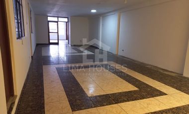 ALQUILO LOCAL COMERCIAL OFICINA EN LA VICTORIA - 2do PISO