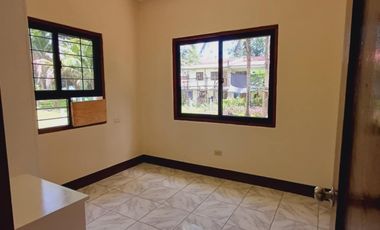 2 Bedrooms Unfurnished Apartment in Cantil-e Dumaguete City
