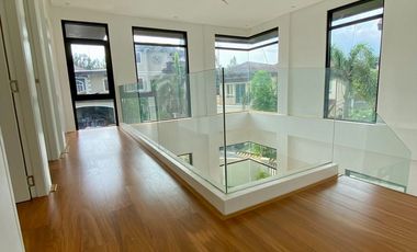 Brand New 4 Bedroom House and Lot in Portofino Heights Daang Haari Las Pinas For Sale
