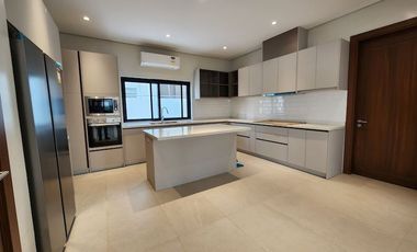 Brand New Modern House and Lot For Sale at Ayala Southvale Primera