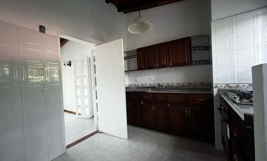 Apartemento en  arriendo, La Abadia,  Envigado