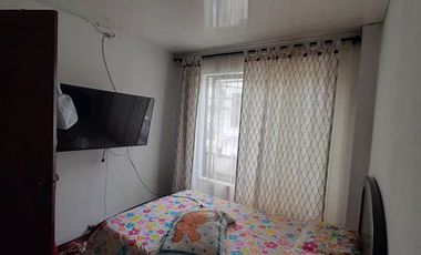 VENDO CASA AMPLIA, ECXELENTE UBICACION, POTENCIAL COMERCIAL.