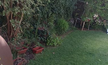 Terreno de 980 mts2 con casa y local comercial EN VENTA - MELIPILLA