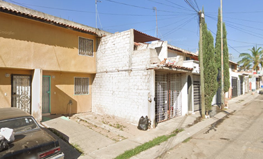 CASA DE RECUPERACIÓN BANCARIA EN CALLE PEDRO DE LOS PINOS, COL. PRADOS DE LA CRUZ IV, TONALÁ, JALISCO. ¡NO SE ACEPTAN CRÉDITOS!