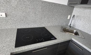 ¡Oportunidad Vendo Suite en Edificio Quo Luxury Apartments, frente Mall del Sol!