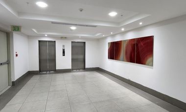 ¡Oportunidad Vendo Suite en Edificio Quo Luxury Apartments, frente Mall del Sol!