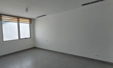 ¡Oportunidad Vendo Suite en Edificio Quo Luxury Apartments, frente Mall del Sol!