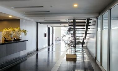 ¡Oportunidad Vendo Suite en Edificio Quo Luxury Apartments, frente Mall del Sol!