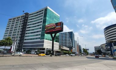 ¡Oportunidad Vendo Suite en Edificio Quo Luxury Apartments, frente Mall del Sol!
