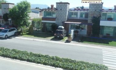 CASA EN RENTA FRACC. BOSQUES DE LOS ENCINOS, OCOYOACAC