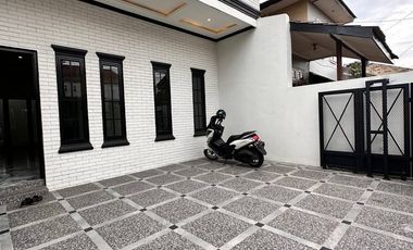 Dijual Rumah SIAP HUNI Non Cluster Strategis MURAH Dekat Tol Brigif Cinere  Kota Depok Jual [AR069]