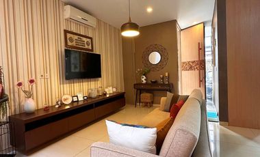 Rumah Dijual Posisi Hook Full Furnished Di Cipayung, Jakarta Timur Dekat Gerbang Tol Bambu Apus [AR167]